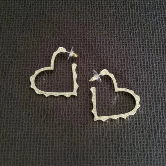 Kendra Scott Stud Earrings - Picture 2 of 7